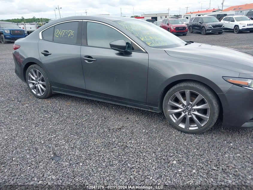 2019 Mazda 3 Preferred VIN: JM1BPADM2K1102405 Lot: 12047375