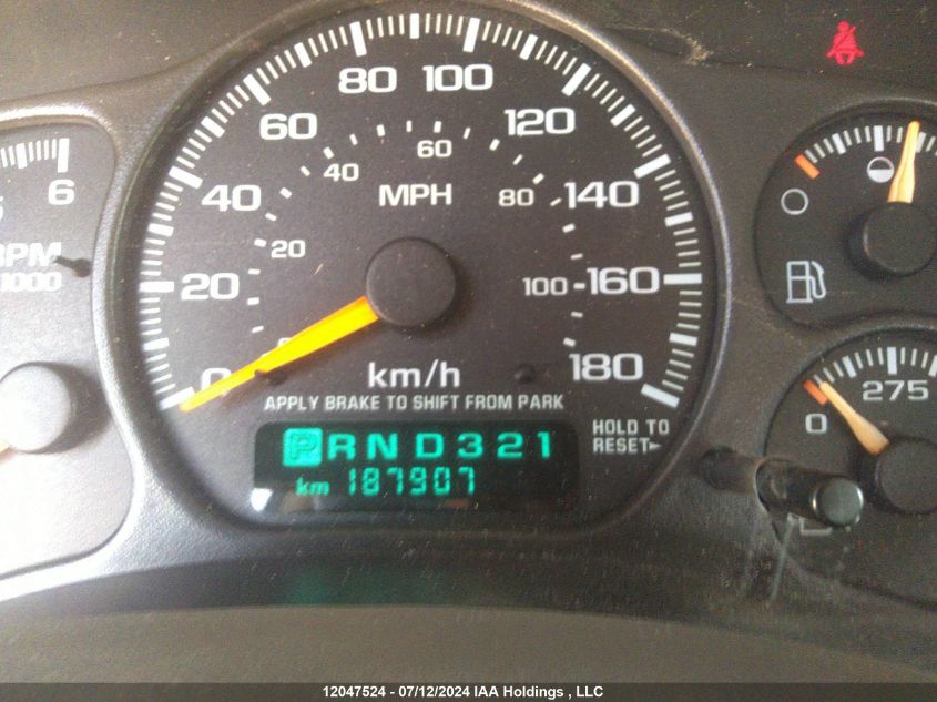 2000 GMC New Sierra 1500 VIN: 2GTEC19T3Y1283722 Lot: 12047524