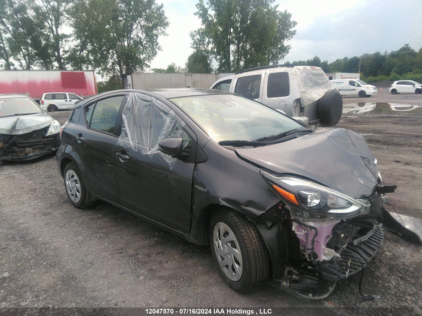 2018 Toyota Prius C VIN: JTDKDTB34J1616902 Lot: 12047570