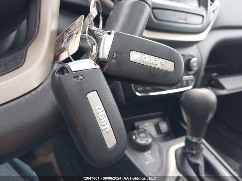 2018 Jeep Cherokee VIN: 1C4PJMDX9JD574911 Lot: 12047601