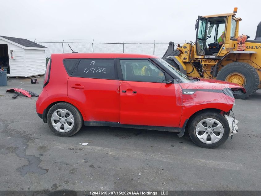 2017 Kia Soul VIN: KNDJN2A22H7877481 Lot: 12047615