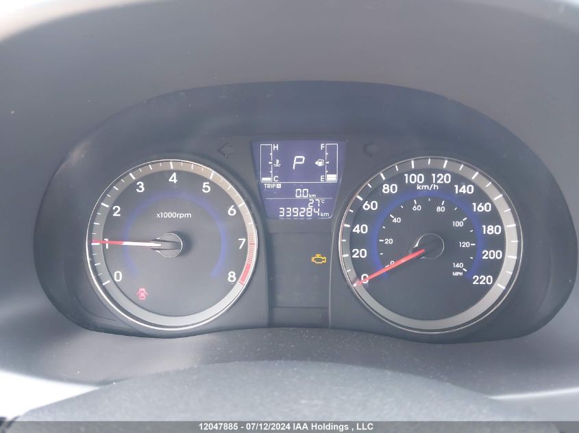 2015 Hyundai Accent Gl VIN: KMHCT4AE7FU913552 Lot: 12047885