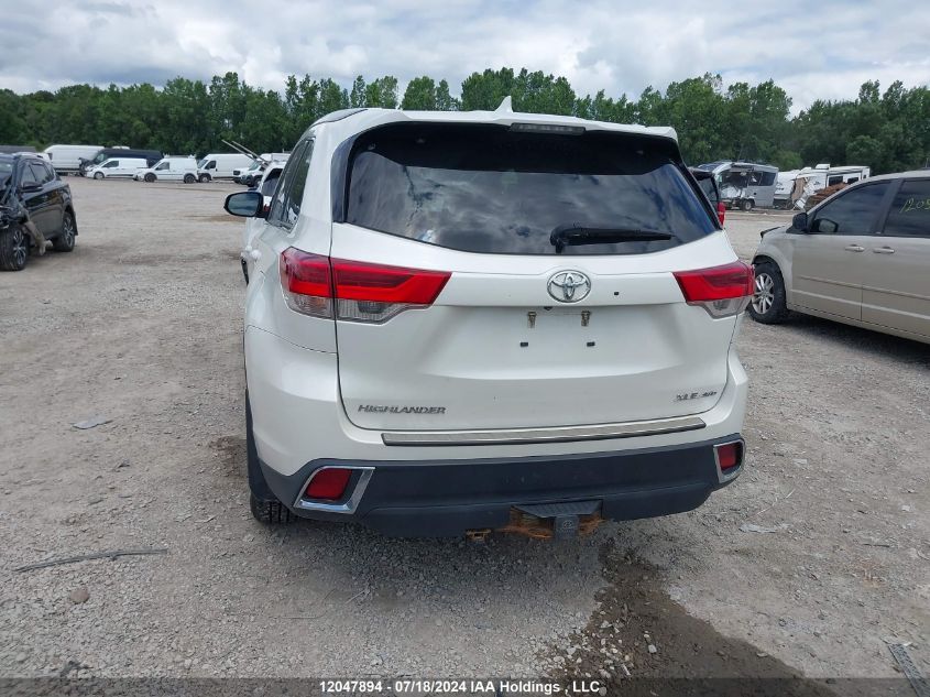 2018 Toyota Highlander Xle VIN: 5TDJZRFH8JS532204 Lot: 12047894
