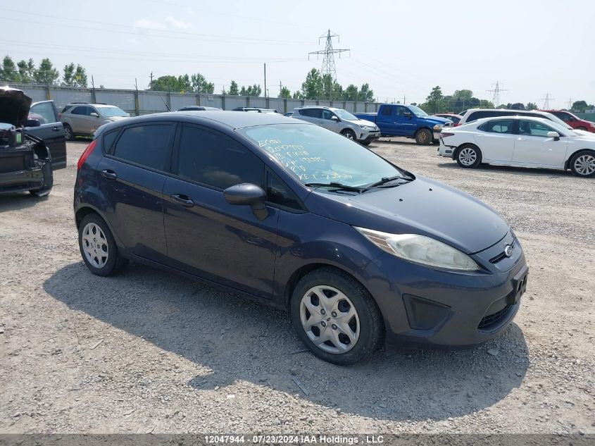 2013 Ford Fiesta Se VIN: 3FADP4EJ0DM131556 Lot: 12047944