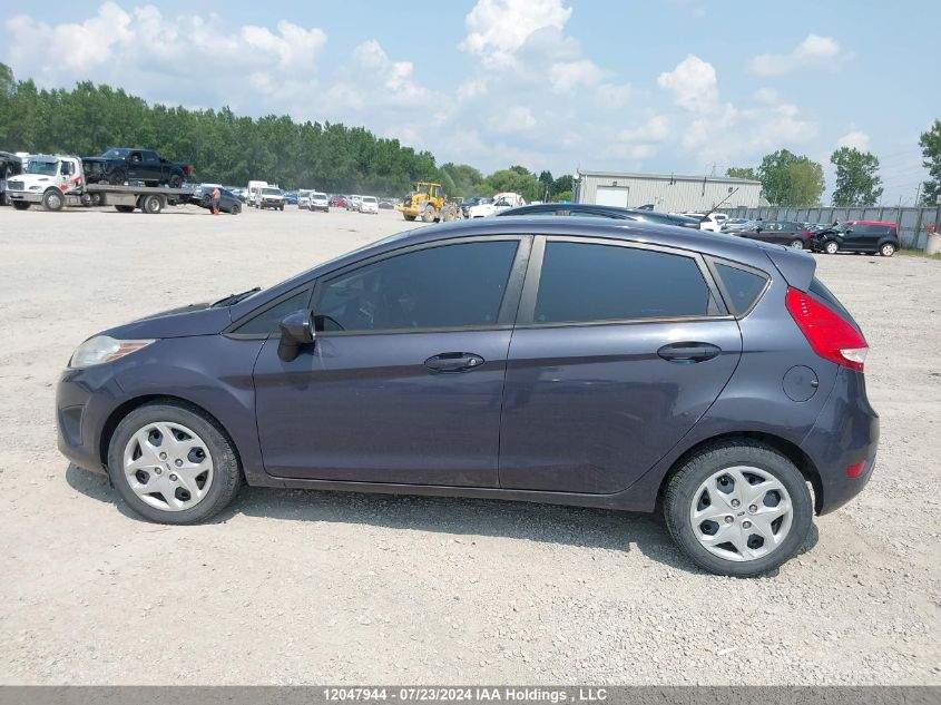 2013 Ford Fiesta Se VIN: 3FADP4EJ0DM131556 Lot: 12047944