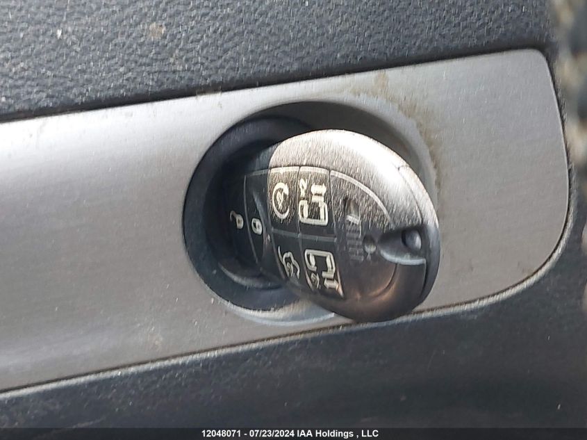 2017 Dodge Grand Caravan VIN: 2C4RDGEG9HR882555 Lot: 12048071