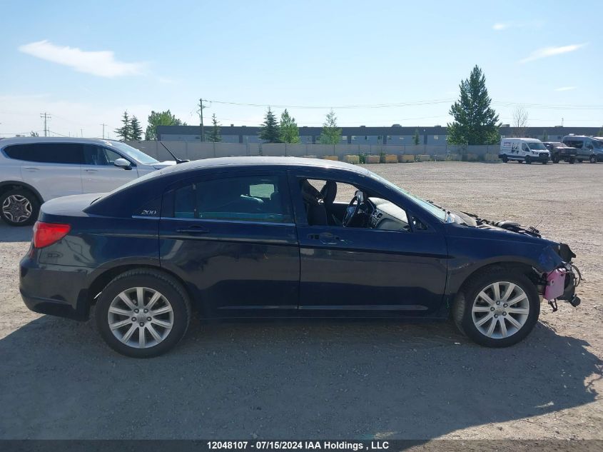 2014 Chrysler 200 Touring VIN: 1C3CCBBB4EN231660 Lot: 12048107