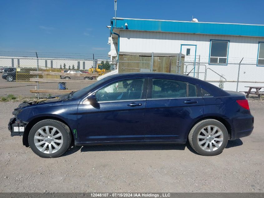 2014 Chrysler 200 Touring VIN: 1C3CCBBB4EN231660 Lot: 12048107