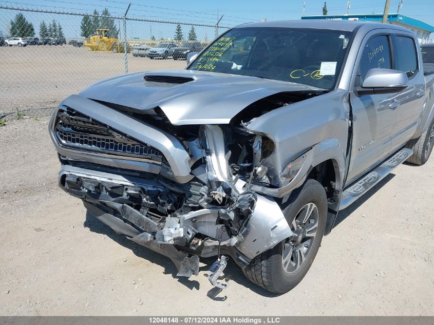 2017 Toyota Tacoma Dbl Cab/Sr5/Trd Sport/Or VIN: 5TFDZ5BN2HX016572 Lot: 12048148