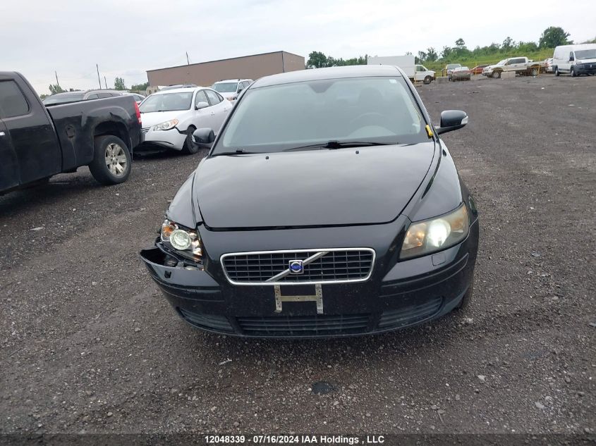 2007 Volvo S40 2.4I VIN: YV1MS382372251882 Lot: 12048339