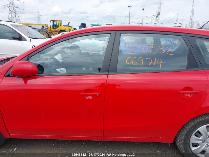 2010 Hyundai Elantra VIN: KMHDB8AE4AU069719 Lot: 12048532