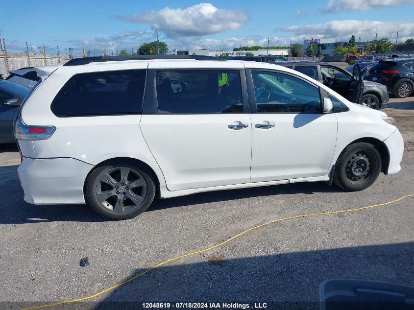 2016 Toyota Sienna Se VIN: 5TDXK3DCXGS761821 Lot: 12048619