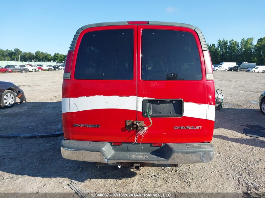 2002 Chevrolet Express Passenger VIN: 1GAGG29R521178631 Lot: 12048667