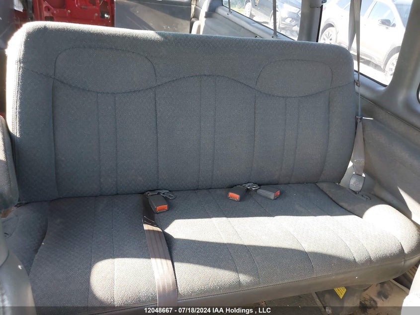 2002 Chevrolet Express Passenger VIN: 1GAGG29R521178631 Lot: 12048667