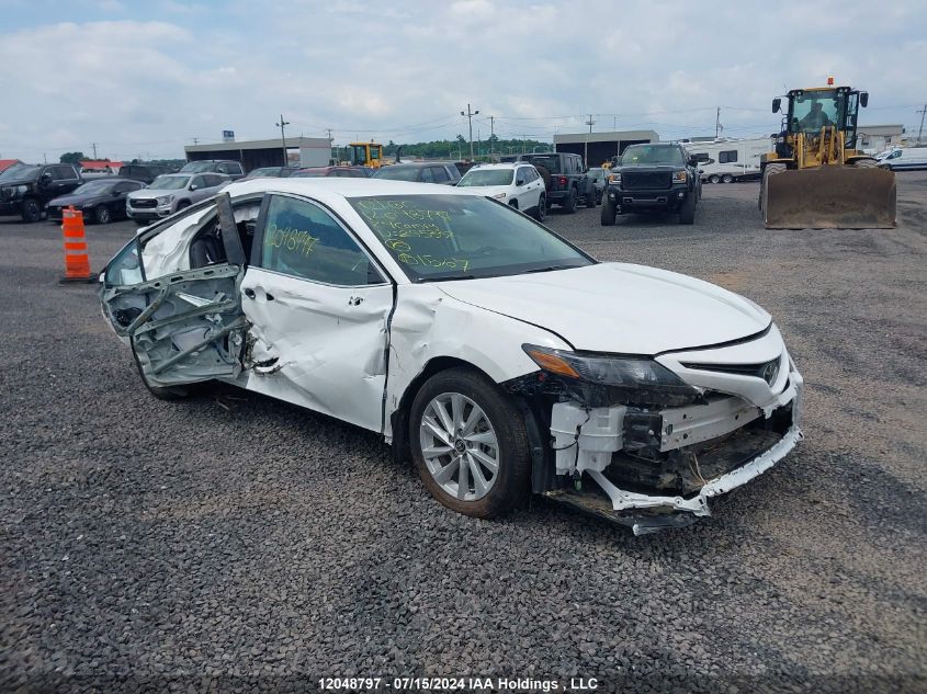 4T1G11AK0RU255332 2024 TOYOTA CAMRY - Image 1