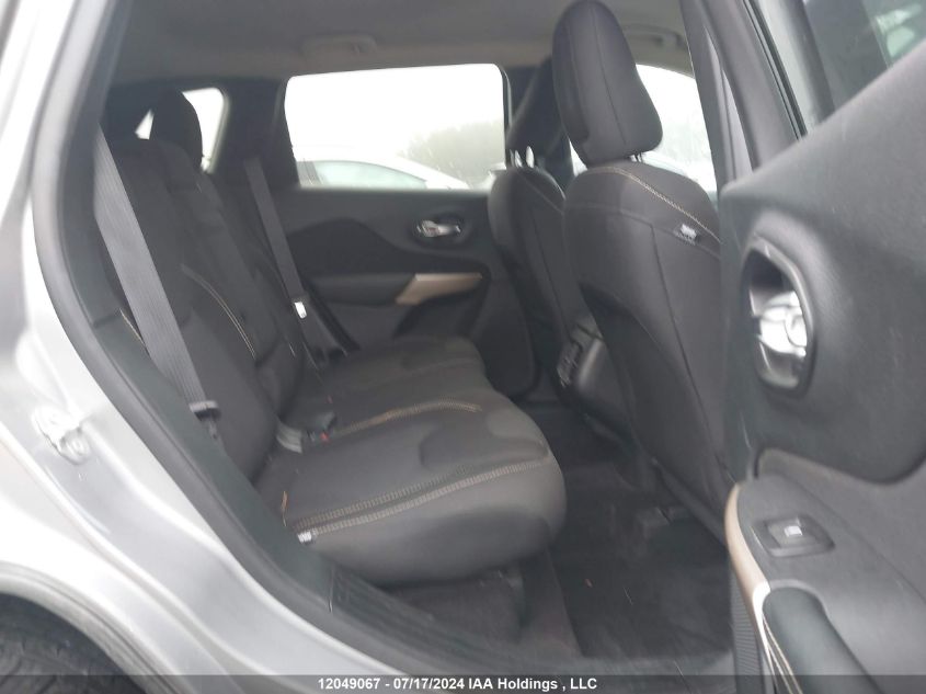 2017 Jeep Cherokee Latitude VIN: 1C4PJLCB4HW619462 Lot: 12049067