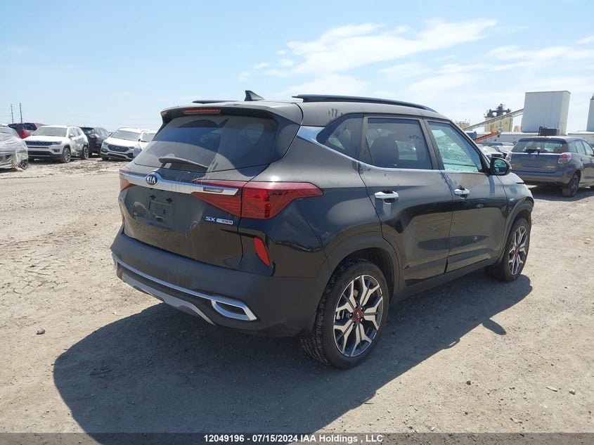 2021 Kia Seltos VIN: KNDETCA25M7201405 Lot: 12049196