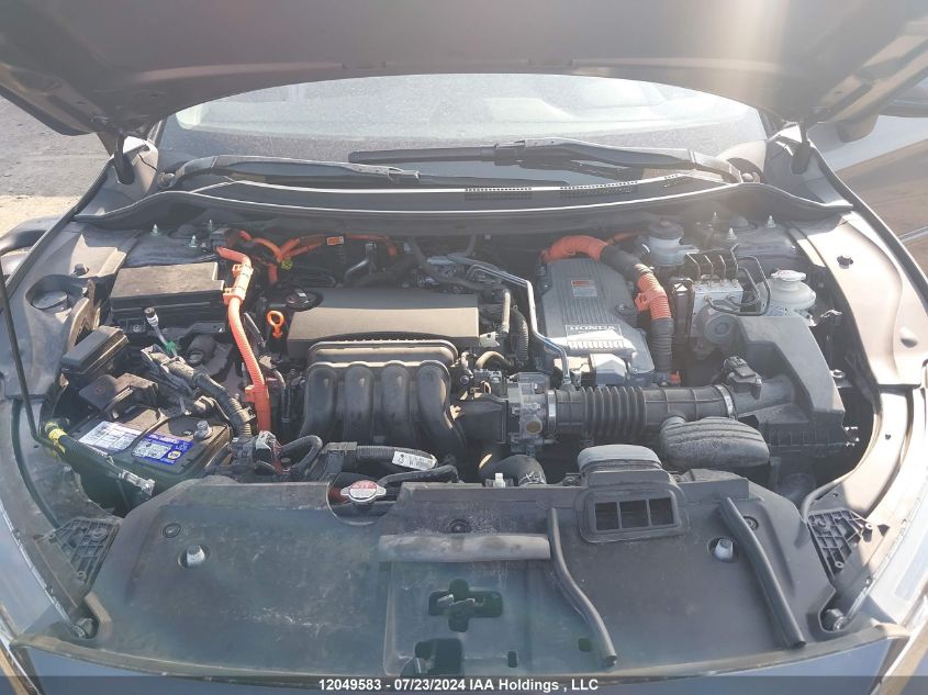 2018 Honda Clarity VIN: JHMZC5F32JC800858 Lot: 12049583