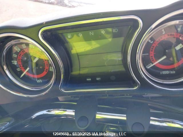 2011 Kawasaki Vn1700 J VIN: JKBVNRJ19BA001895 Lot: 12049660