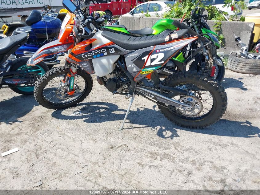 2022 Ktm 500 Exc-F Six Days VIN: VBKEXK40XNM437218 Lot: 12049797