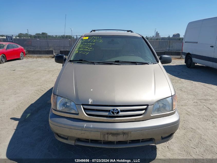 2002 Toyota Sienna Le VIN: 4T3ZF13C22U482079 Lot: 12049856