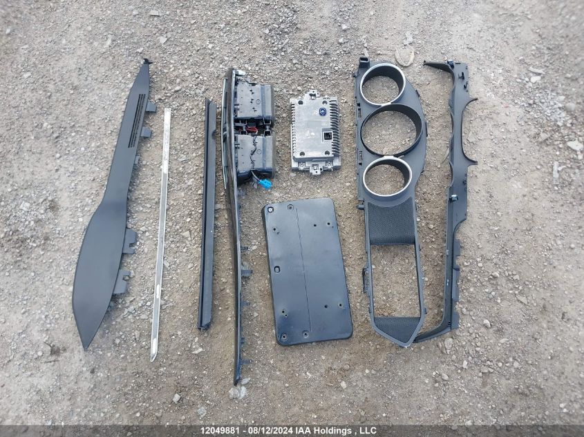 2013 Mercedes-Benz C-Class VIN: WDDGF8JB1DA803157 Lot: 12049881