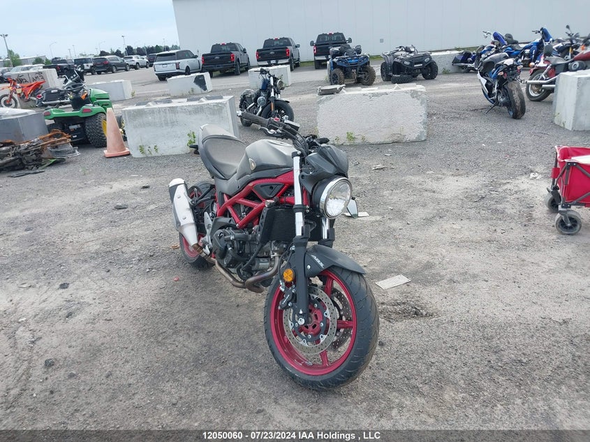 JS1VP55B9N7100311 2022 Suzuki Sv650 A/X auction photo 1