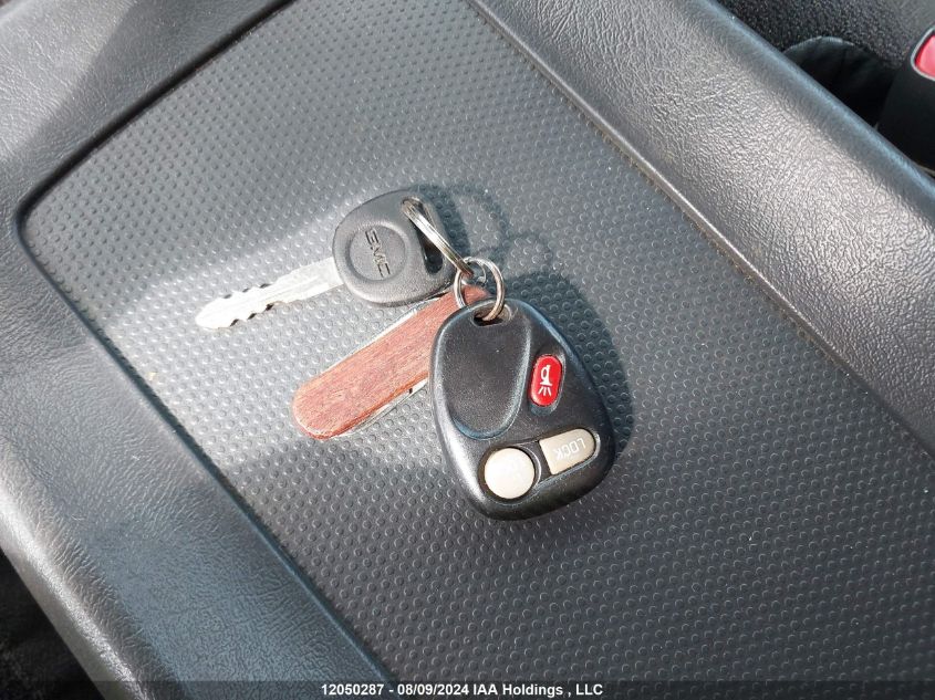 2001 GMC Sierra 1500 VIN: 2GTEC19V811211938 Lot: 12050287