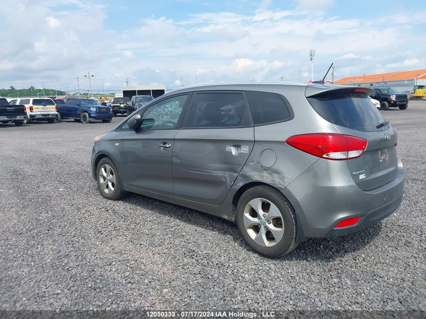 2015 Kia Rondo VIN: KNAHT8A3XF7118605 Lot: 12050333
