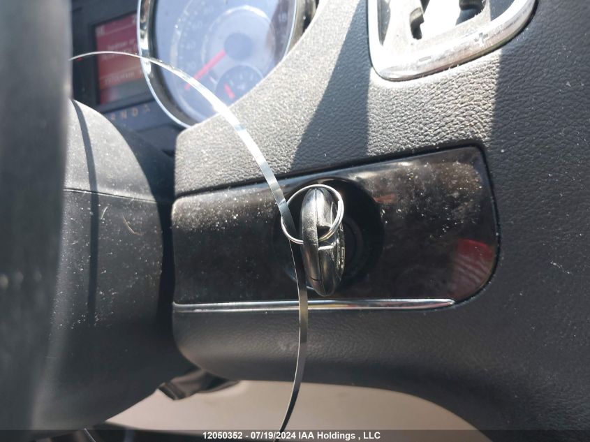 2014 Chrysler Town & Country Limited VIN: 2C4RC1GG4ER237742 Lot: 12050352