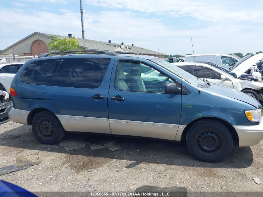 2000 Toyota Sienna Le/Xle VIN: 4T3ZF13C6YU297820 Lot: 12050855