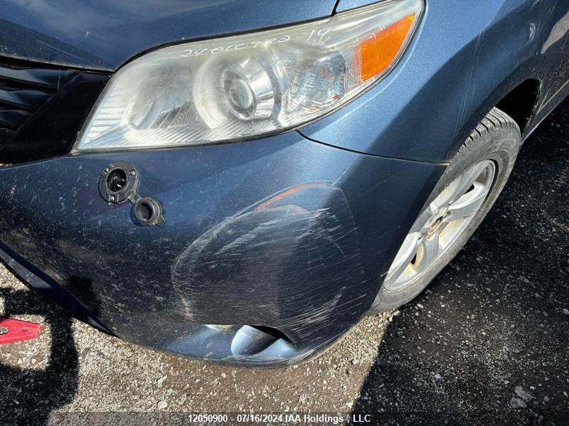 2014 Toyota Sienna VIN: 5TDZK3DC2ES446386 Lot: 12050900