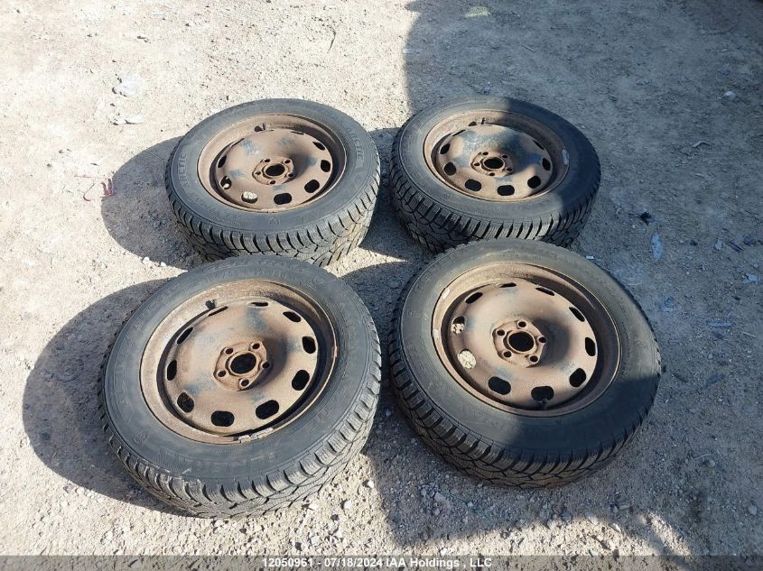 2005 Toyota Corolla Ce/Le/S VIN: 2T1BR32E05C869087 Lot: 12050961