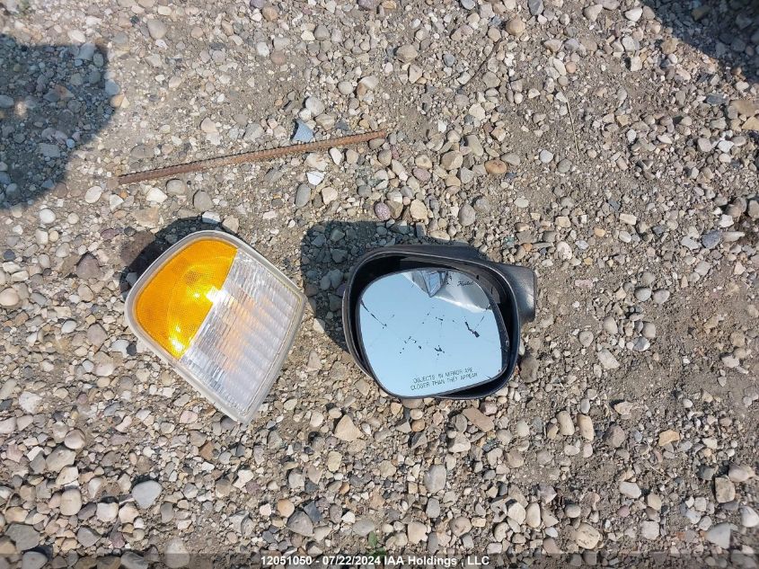 1999 Ford Expedition VIN: 1FMPU18L6XLC47986 Lot: 12051050