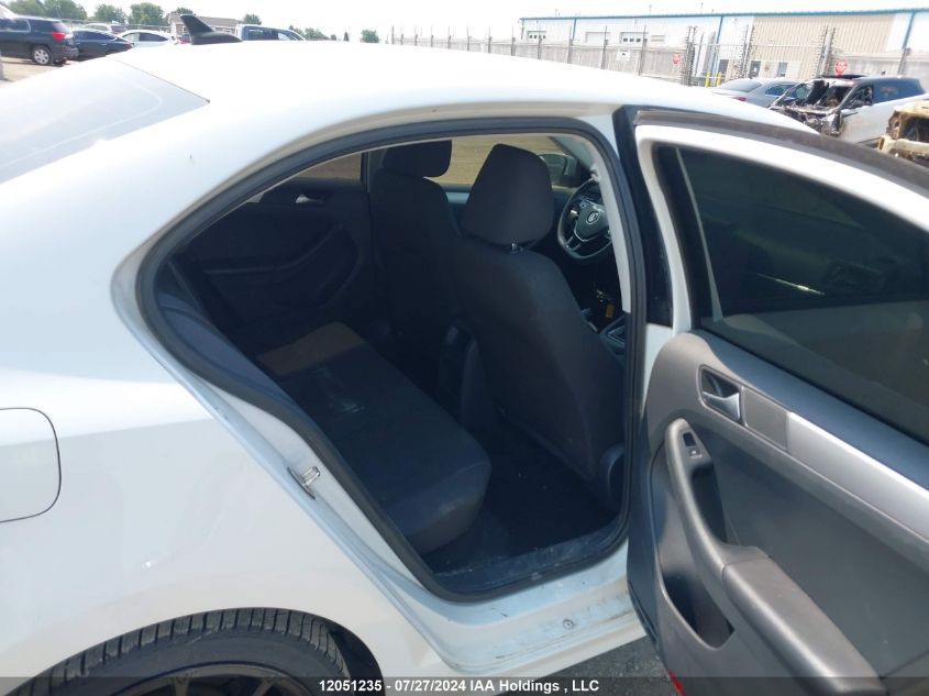 2017 Volkswagen Jetta Sedan VIN: 3VW2B7AJ8HM370749 Lot: 12051235