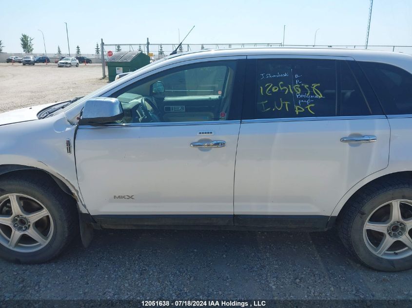 2010 Lincoln Mkx VIN: 2LMDJ8JC0ABJ18006 Lot: 12051638