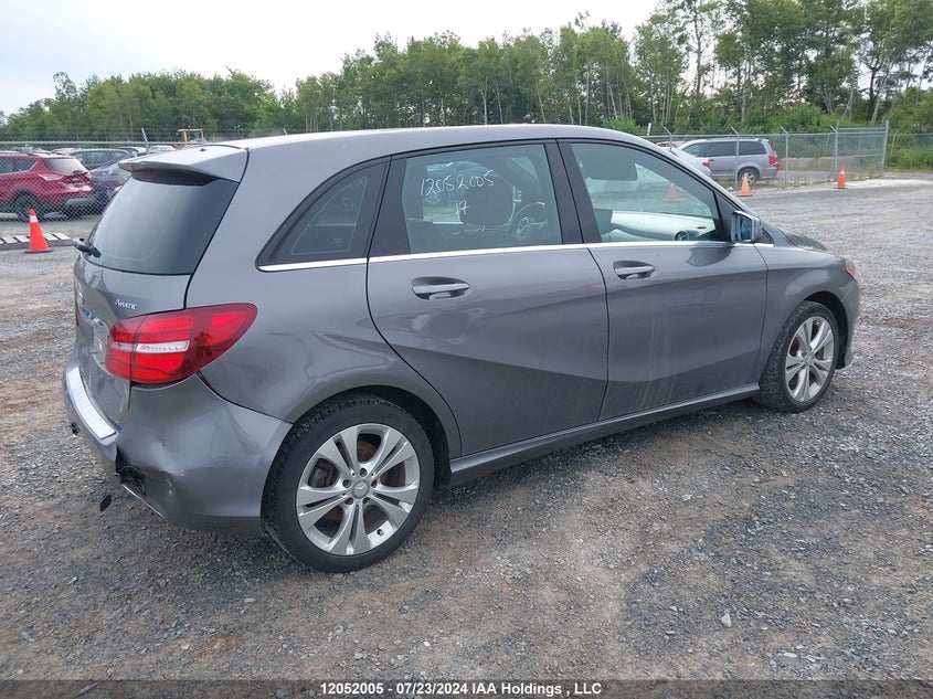 2017 Mercedes-Benz B-Class VIN: WDDMH4GB1HJ422038 Lot: 12052005