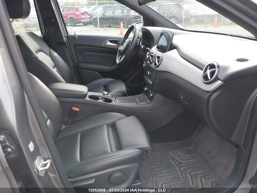 2017 Mercedes-Benz B-Class VIN: WDDMH4GB1HJ422038 Lot: 12052005