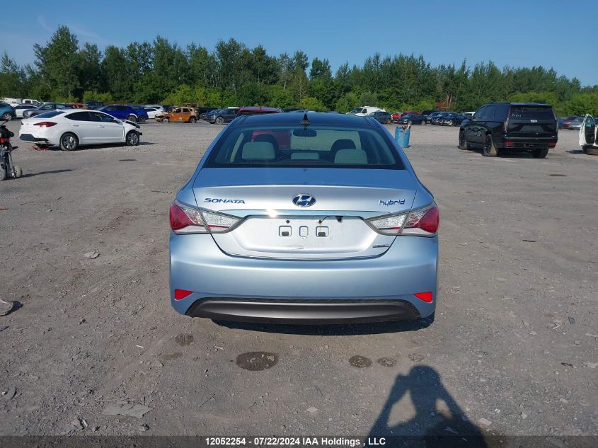 2013 Hyundai Sonata Hybrid VIN: KMHEC4A48DA074249 Lot: 12052254