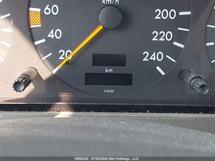 1995 Mercedes-Benz C 220 VIN: WDBHA22E6SF222867 Lot: 12052324