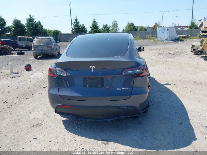 2022 Tesla Model Y VIN: 7SAYGDEF1NF565632 Lot: 12052342