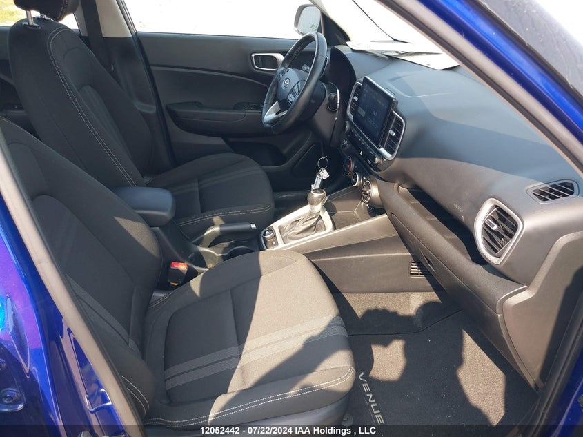 2021 Hyundai Venue Sel/Denim VIN: KMHRC8A33MU106460 Lot: 12052442