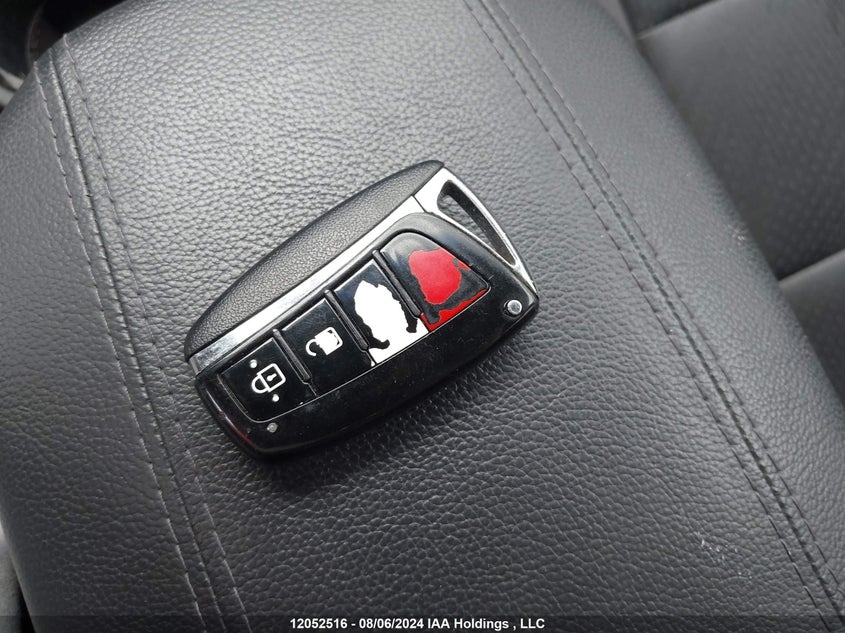 2013 Hyundai Santa Fe VIN: 5XYZU3LA4DG036470 Lot: 12052516