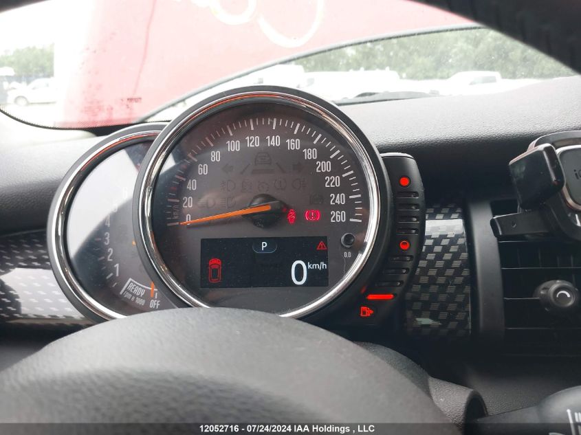 2016 Mini Cooper Hardtop VIN: WMWXP7C53G3B33273 Lot: 12052716