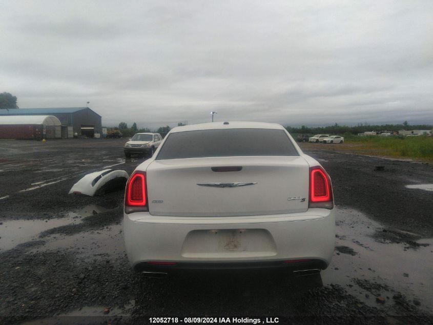 2015 Chrysler 300 S VIN: 2C3CCAGG0FH830807 Lot: 12052718