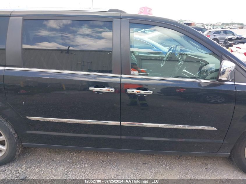 2016 Chrysler Town & Country Limited Platinum VIN: 2C4RC1GG7GR256918 Lot: 12052780