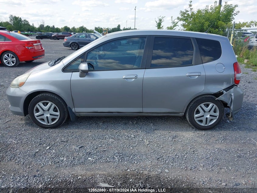 2007 Honda Fit VIN: JHMGD38477S818835 Lot: 12052880