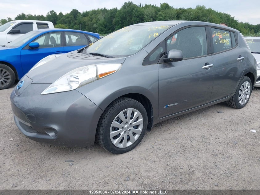 2015 Nissan Leaf S/Sv/Sl VIN: 1N4AZ0CP7FC318990 Lot: 12053034