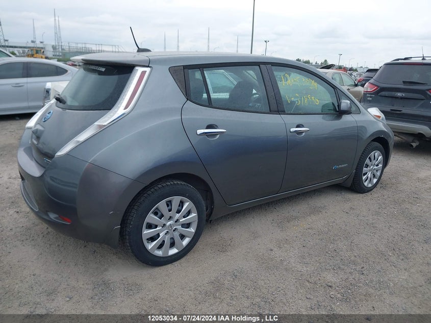 2015 Nissan Leaf S/Sv/Sl VIN: 1N4AZ0CP7FC318990 Lot: 12053034