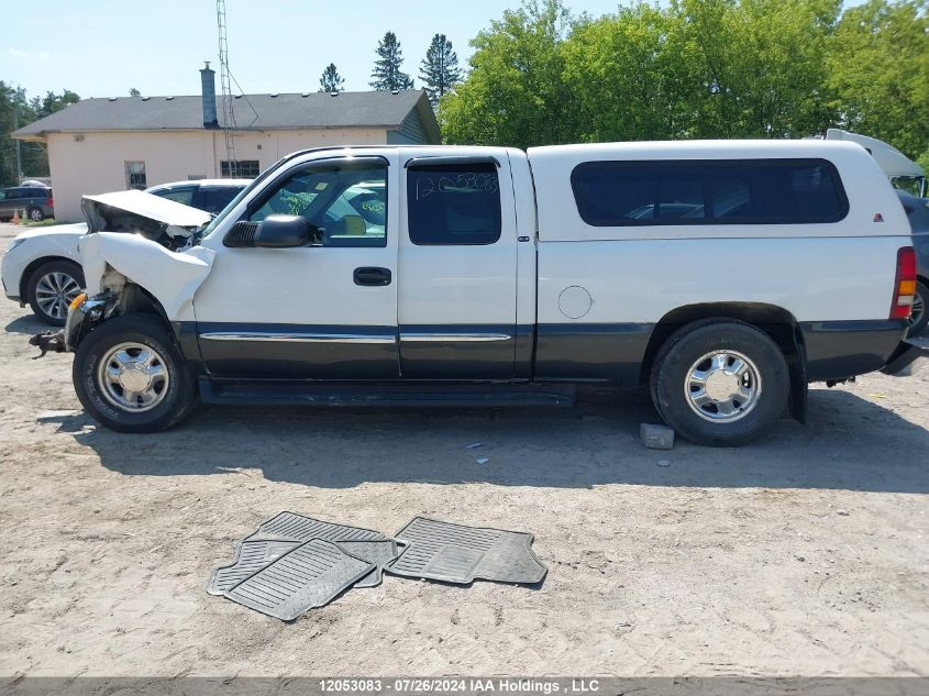 2003 GMC Sierra 1500 VIN: 1GTEC19T53Z281096 Lot: 12053083